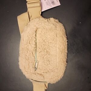 Tan Wild Fable Serpa everyday fleece fanny pack waist bag